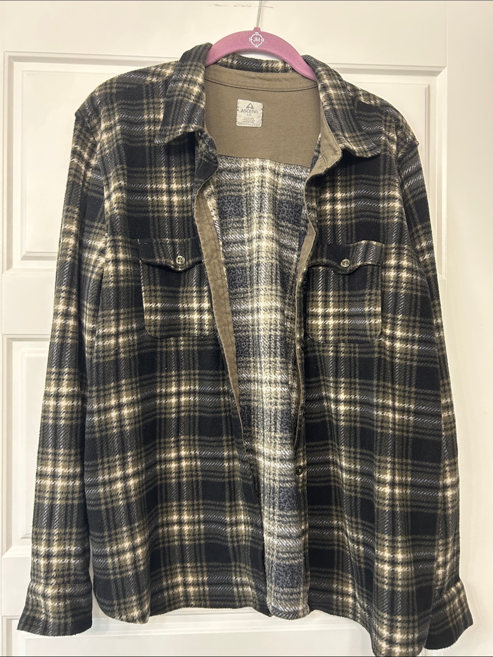 Ascend Men's Plaid Shirt Jacket in Black and Cream